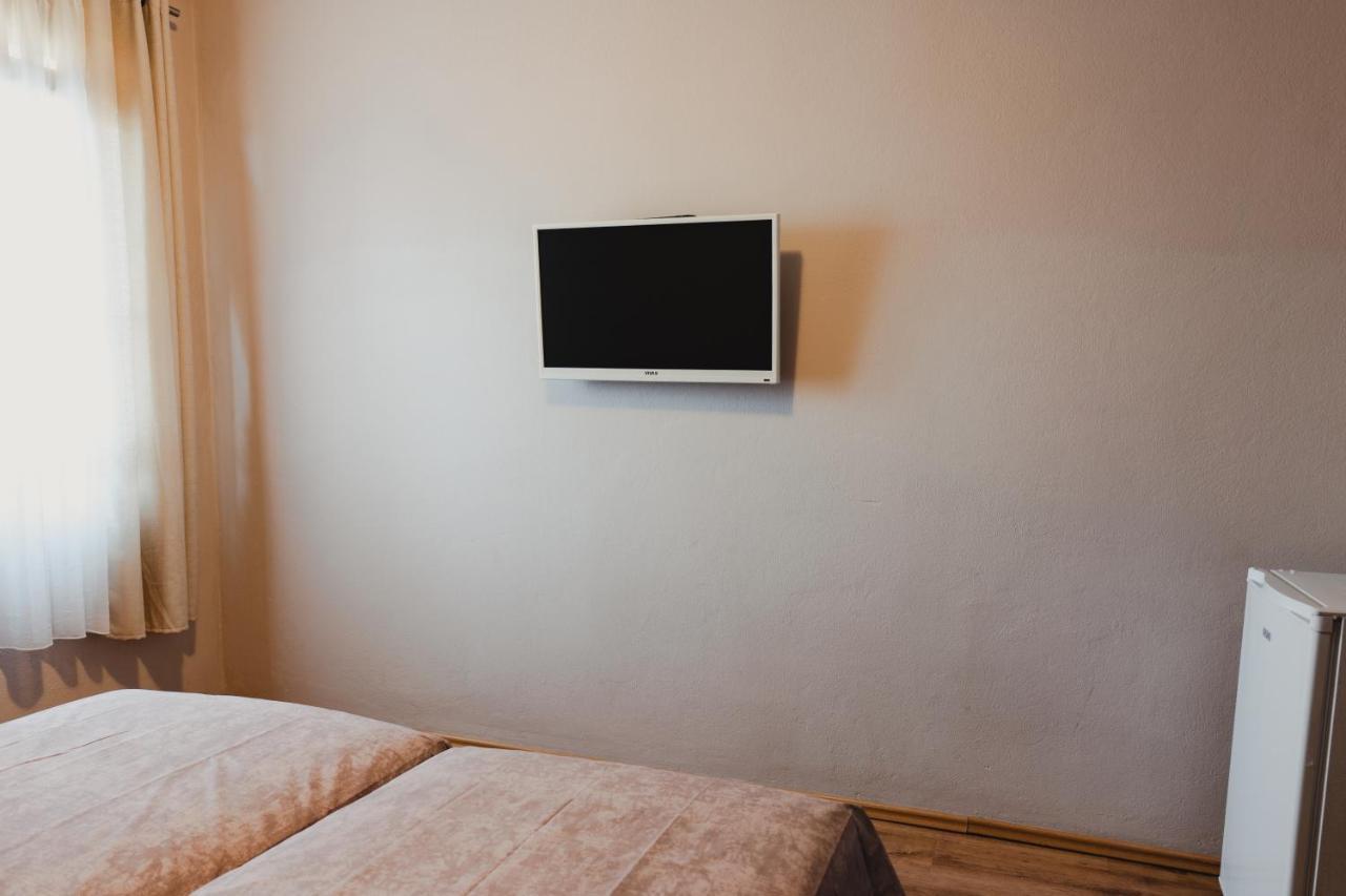 Apartments Djukic Тиват Экстерьер фото