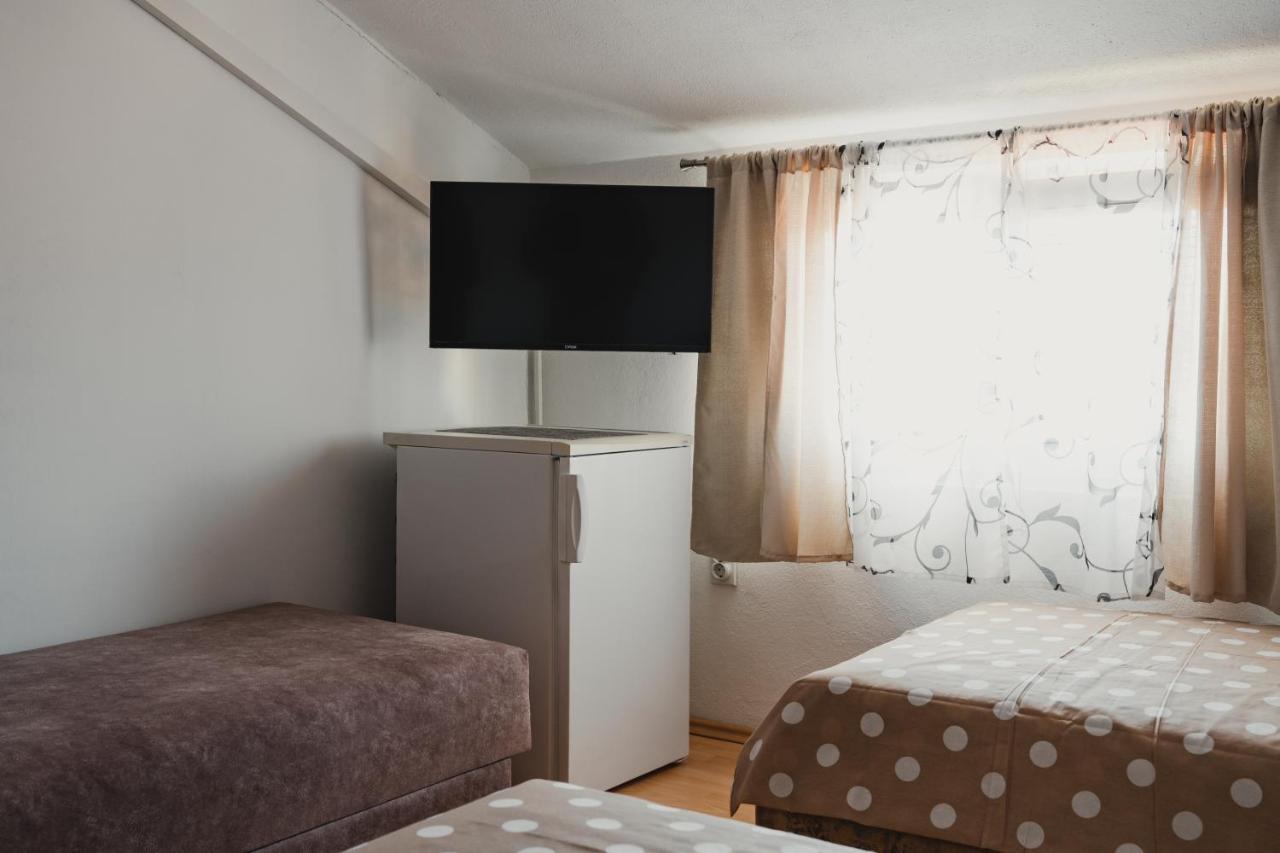 Apartments Djukic Тиват Экстерьер фото