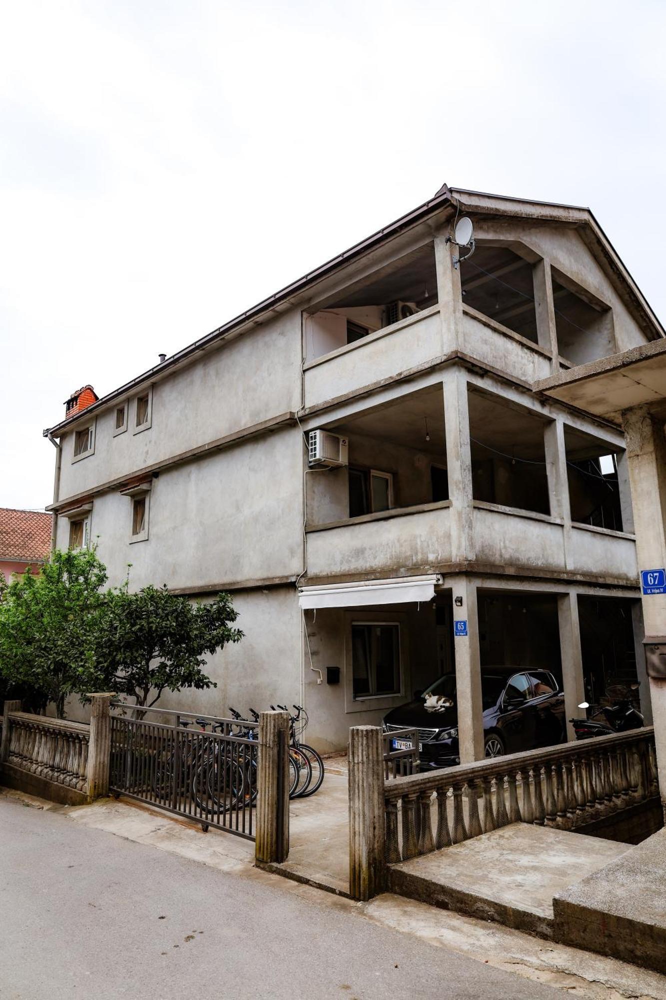 Apartments Djukic Тиват Экстерьер фото