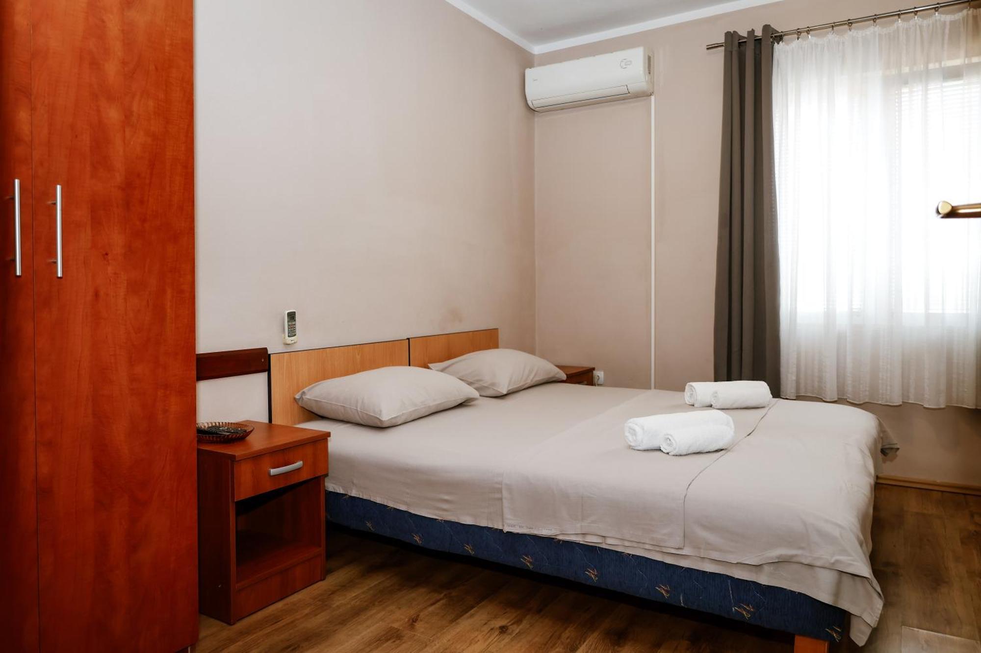 Apartments Djukic Тиват Экстерьер фото