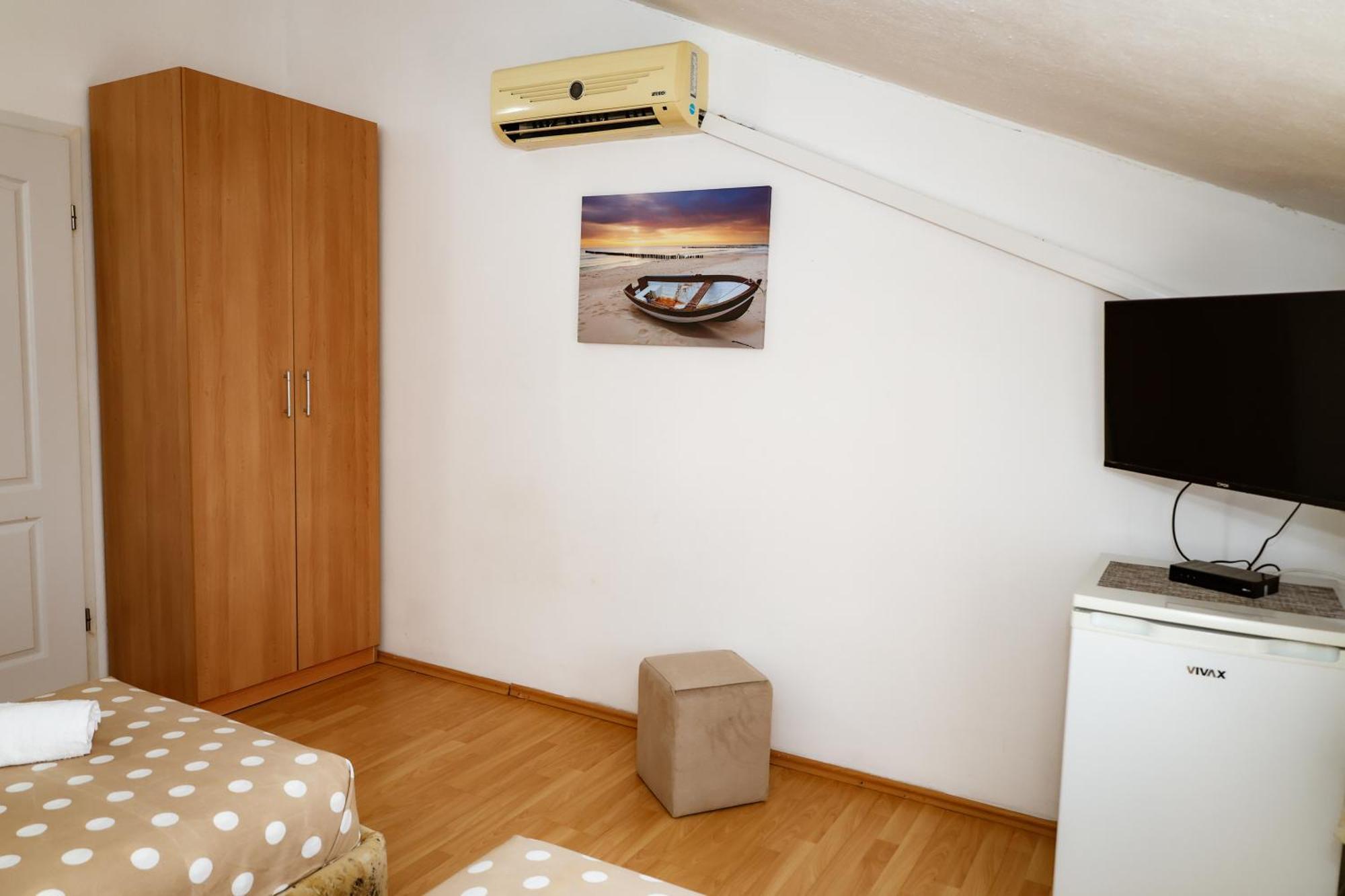Apartments Djukic Тиват Экстерьер фото