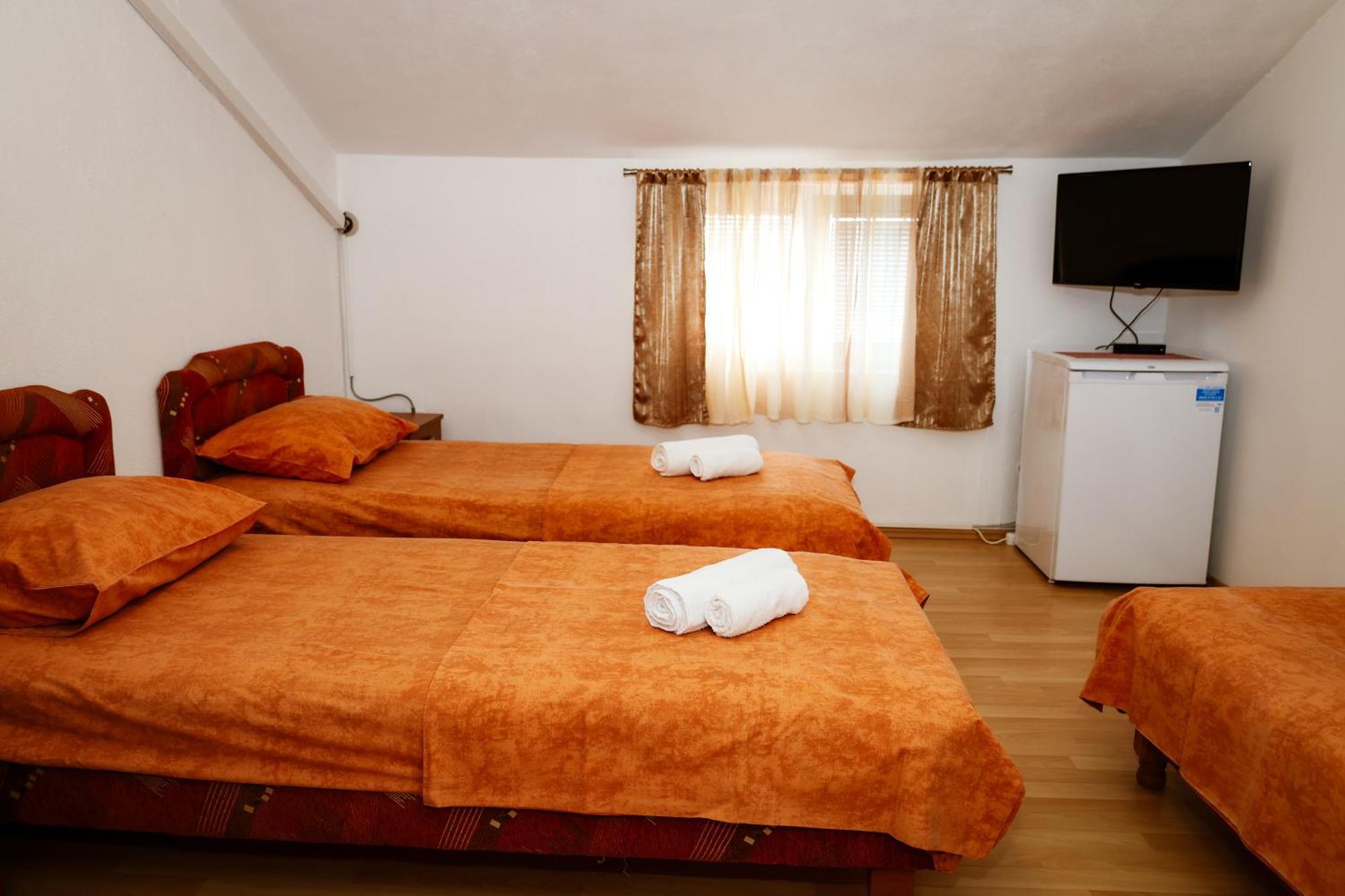 Apartments Djukic Тиват Экстерьер фото